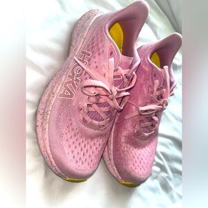 Pink Hoka Mach 6